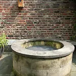 In Monumental House Centre