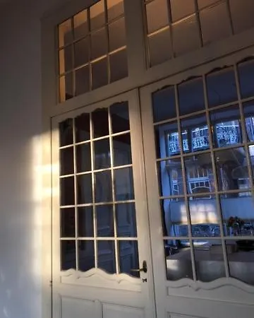 In Monumental House Centre Panzió