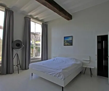 Bed & Breakfast In Monumental House Centre