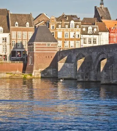 In Monumental House Centre Bed & Breakfast Maastricht