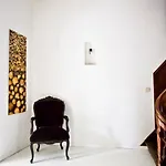 In Monumental House Centre *