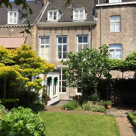 In Monumental House Centre * Maastricht