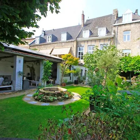 In Monumental House Centre Bed & Breakfast *